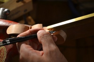 Mark the mortise on the top of the handle.
