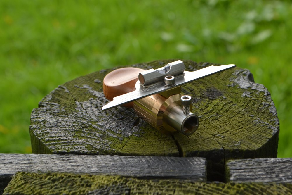 RakeMaker II picture with apple handle