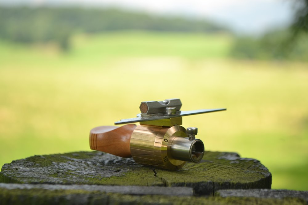 RakeMaker II picture with apple handle