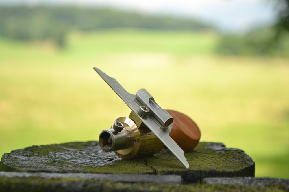 RakeMaker II picture with apple handle