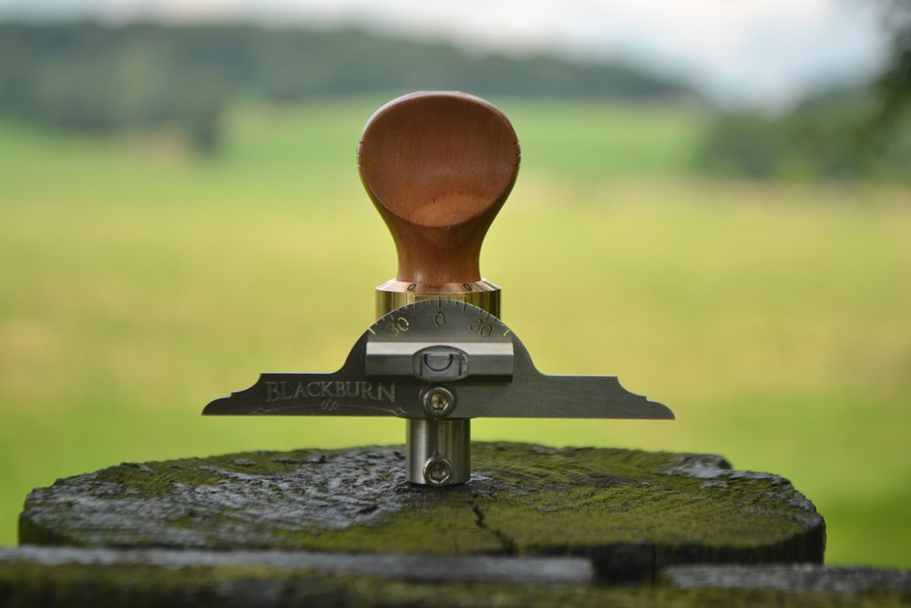 RakeMaker II picture with apple handle