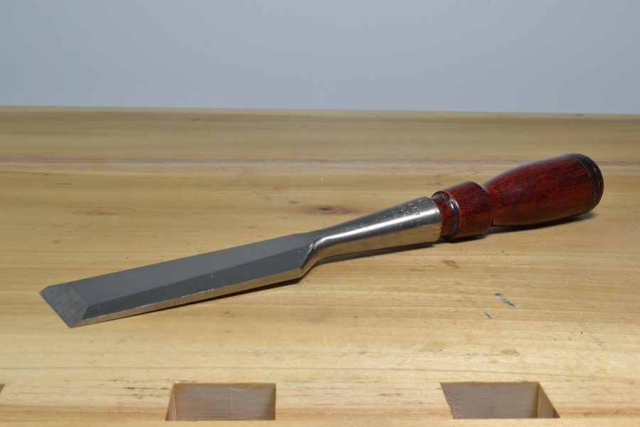 Stanley 750 1 1/2" chisels in box - nearly mint