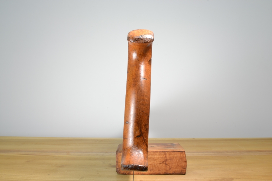 Sheffield Saw Works No. 59 26" 9 ppi cross-cut saw