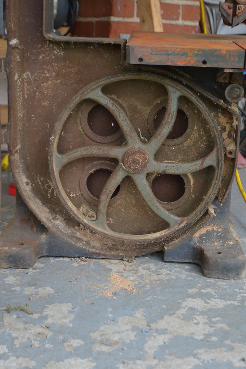 Walker Turner 14 inch bandsaw