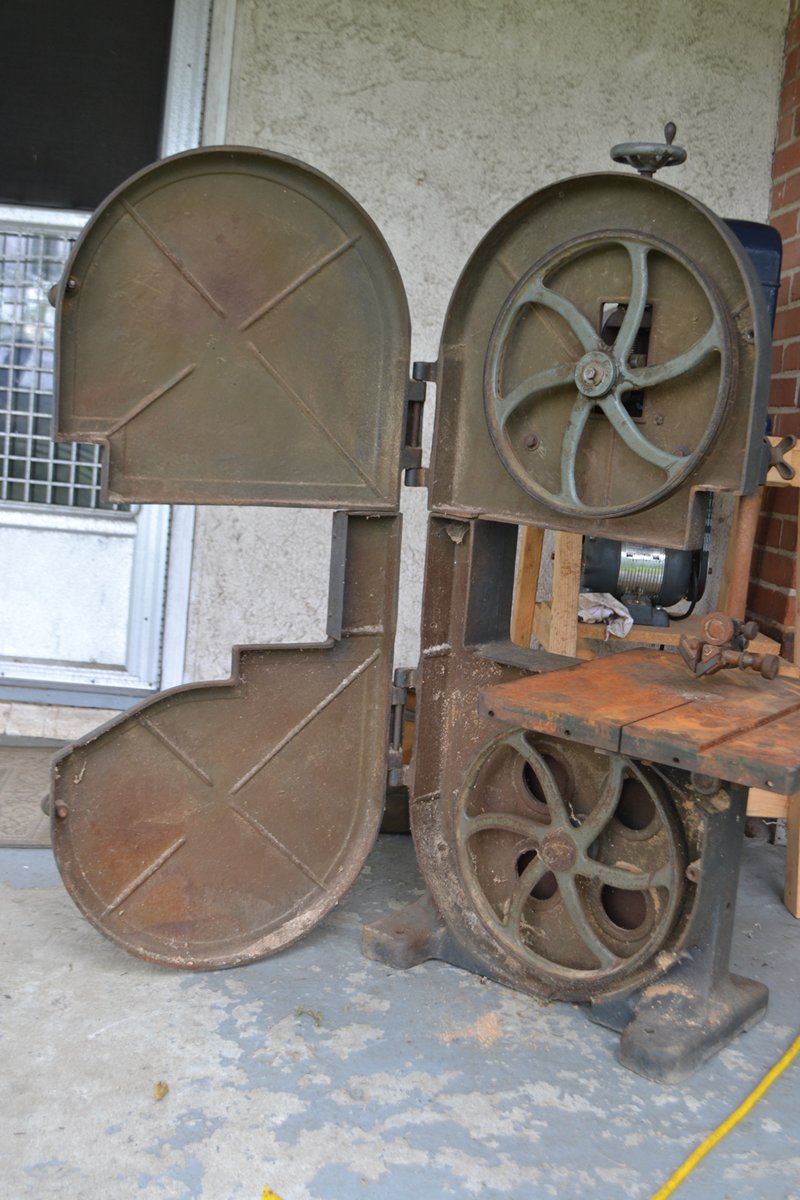 Walker Turner 14 inch bandsaw