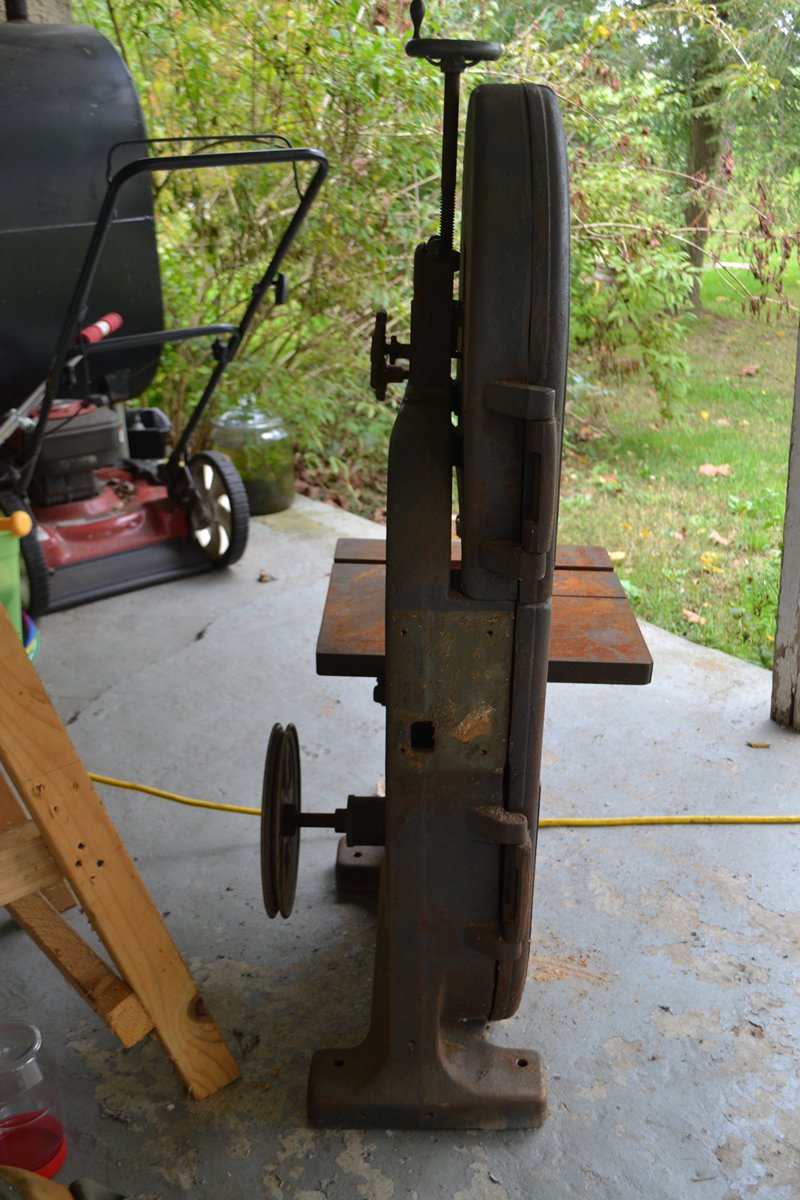Walker Turner 14 inch bandsaw